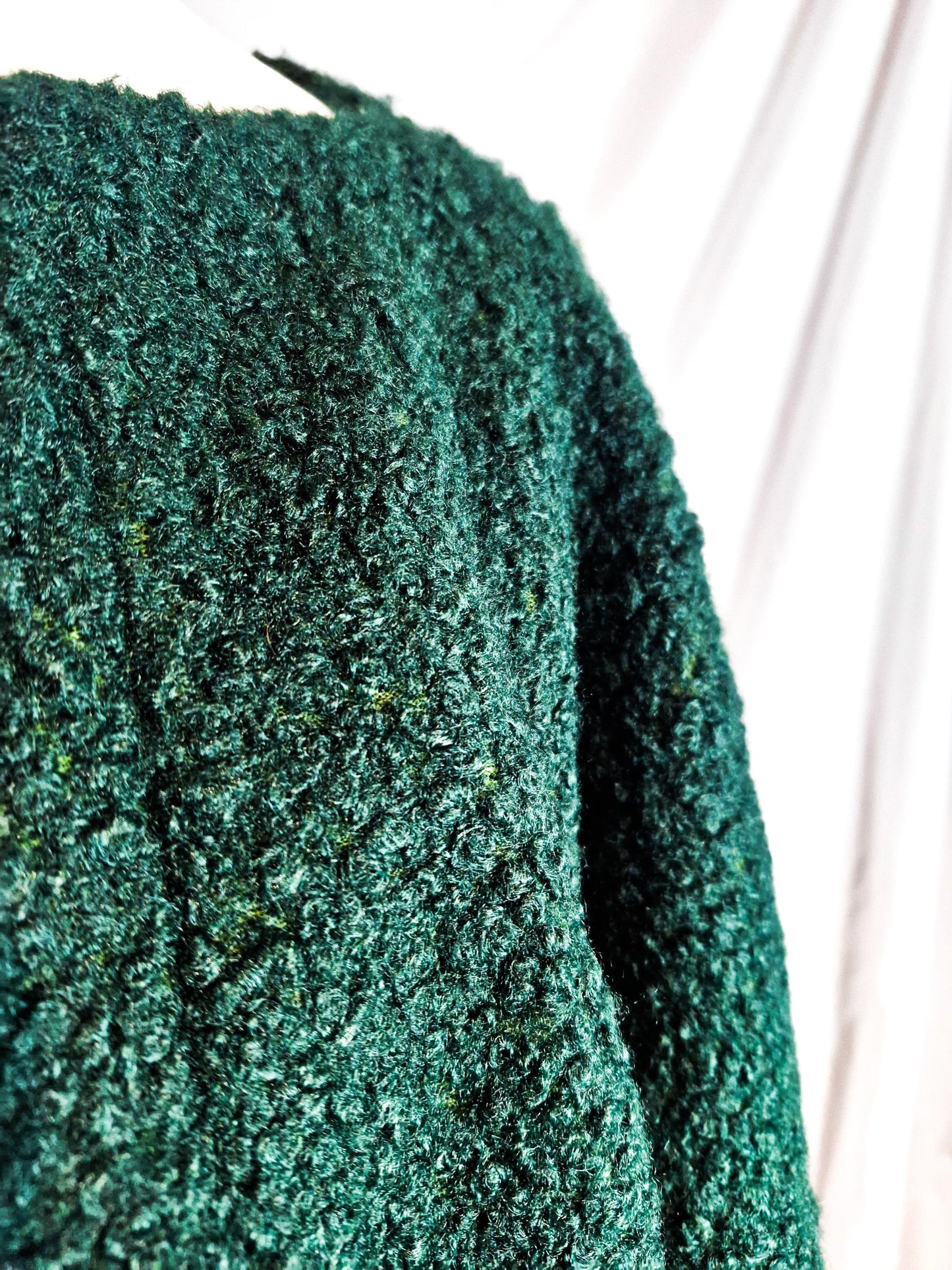 Manteau Emma fait main en France.