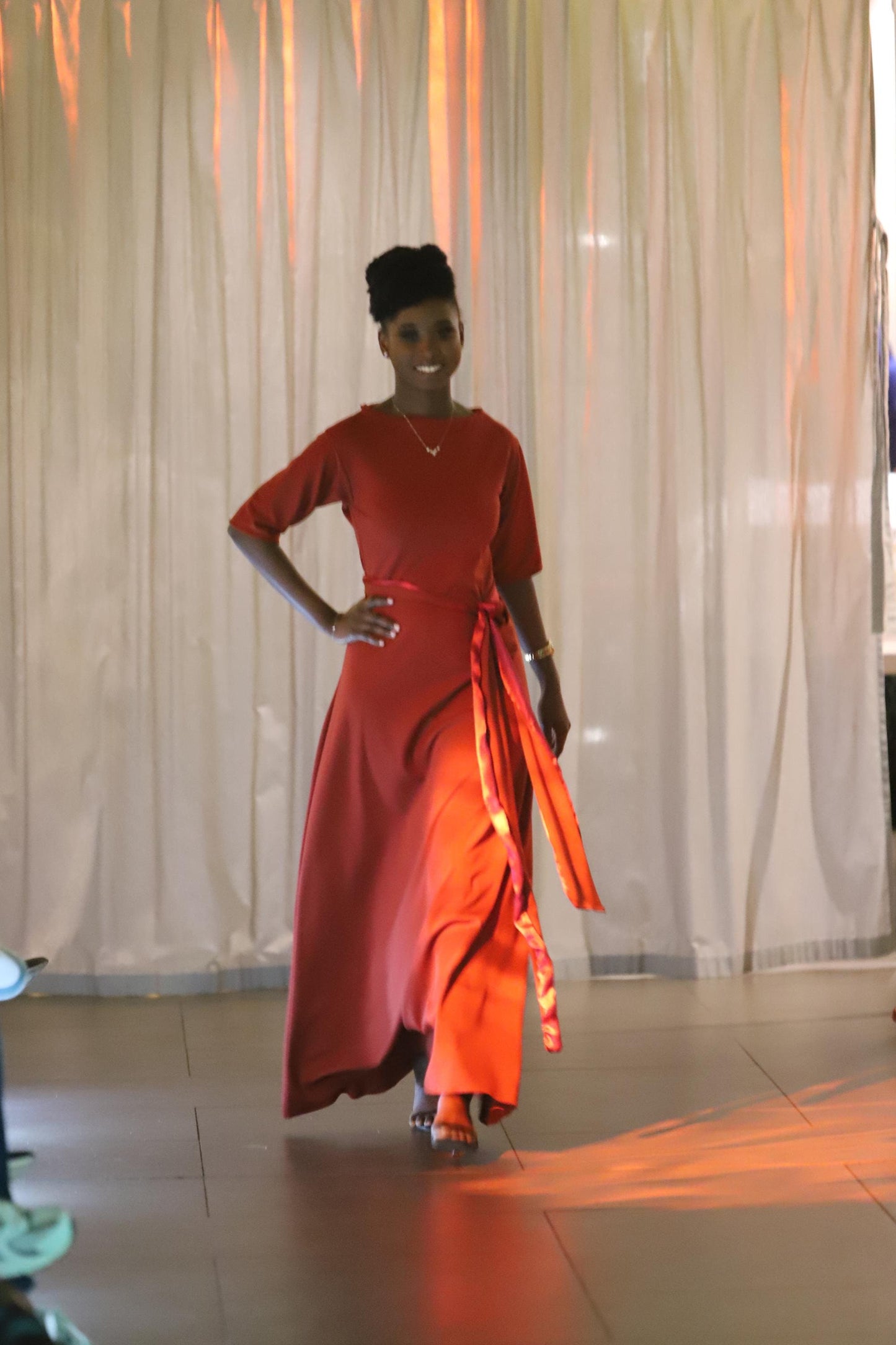 Robe Tsingy rouge, faite main en France